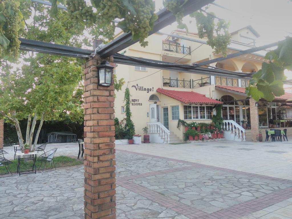 The Village Игуменица Экстерьер фото